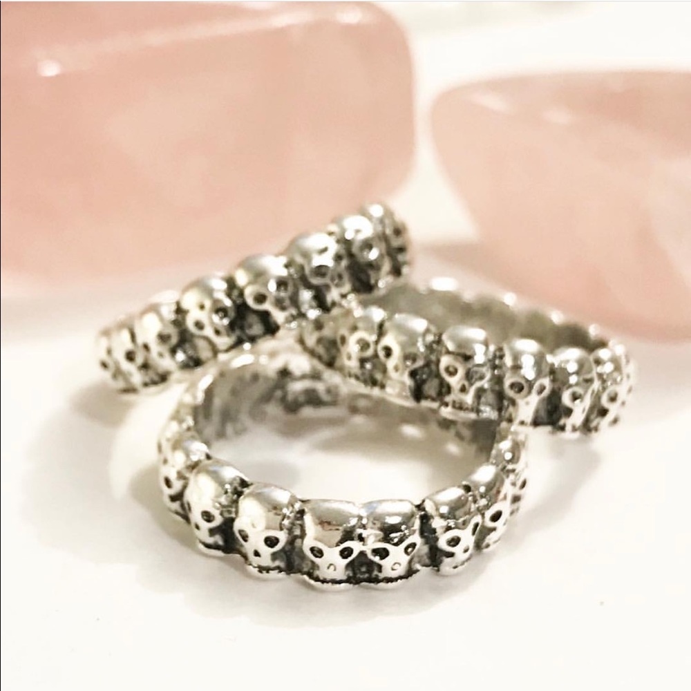 Silver Skull Band